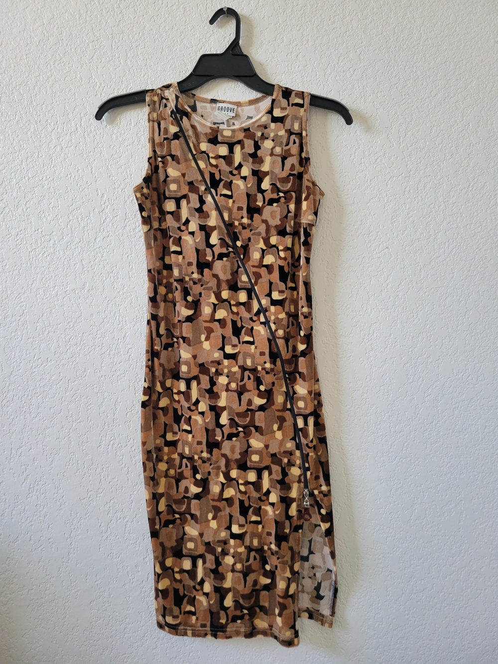 groove Brown and Tan Abstract Geometric Midi Dress with Assymetrical Zipper